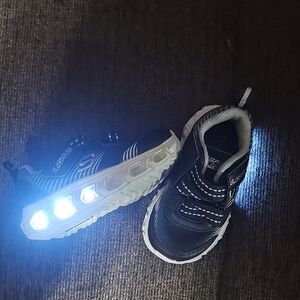 Kids Light-Up Sneakers - Black
